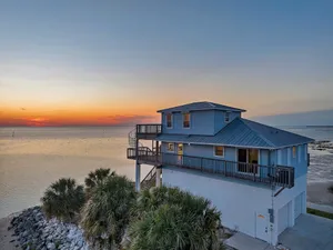 Image of Incredible Water Views, 3BR\/3.5 BA House on the Gulf, Fish, Relax, Close to TPA
