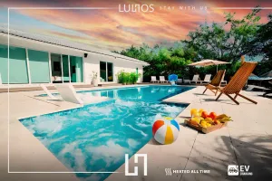 Image of Villa heated-Luxury Oasis: Pool, Cabanas & Court