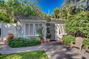 Image of Petit Bijou guest home 1br\/1bth with private garden!