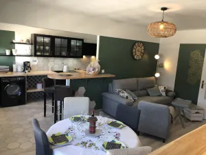 Image of BedinReims Superb 70m² 2bedroom +free park\/wifi Ideal for 2 adults and 3 children
