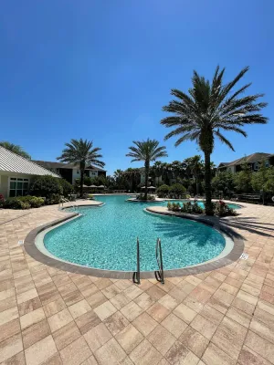 Image of Resort style oasis 10 min from all local hospitals