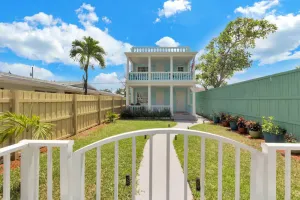Image of Azul Oceano Cottage Oasis 5 Min Downtown and Beach