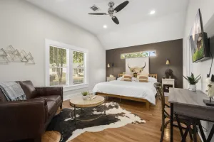 Image of 1930s Home, King bed, sleeps 8, Gameroom, walk to Main St