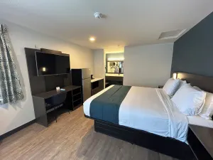 Image of Studio 6 Lake Elsinore, CA