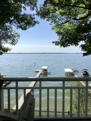 Image of 6 Bedroom Home with Beautiful View and close to many amenities
