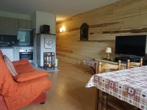 Image of Appartement rénové avec balcon, idéal pour 4 pers., à 1 km des pistes de ski - Autrans-Méaudre - FR-1-737-6