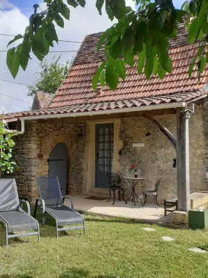 Image of Detached cottage between Bergerac\/Sarlat.  Gite entre Bergerac\/Sarlat