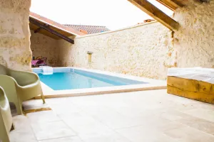 Image of Beautiful country house with swimming pool