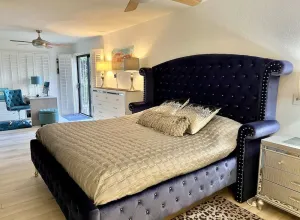 Image of Convenient South Palm Springs location!