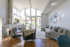 Image of Modern Home w\/ Rooftop Deck - Walk to Bay,  Ferry, Restaurants and Shops