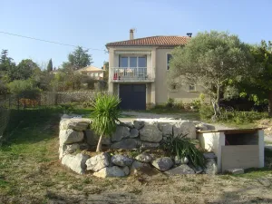Image of Detached villa with pool and garden