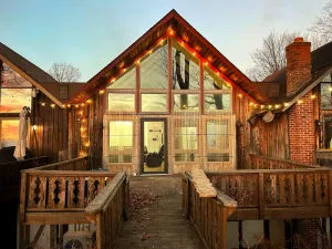 Image of Cozy Indian Lake Chalet on Golf Course with Arcade/Gameroom