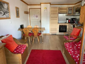 Image of Appartement 2 pièces avec balcon, piscine, sauna et parking, à 50m des pistes - FR-1-263-399