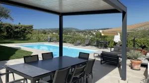 Image of Villa 8 pers, garden, swimming pool, magnificent view, calm,