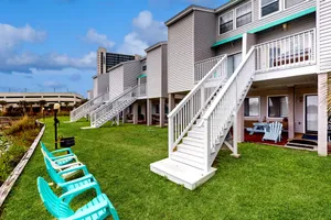 Image of Waterfront Townhome w\/ Shared Pool, Central AC, Free WiFi - Snowbird-Friendly