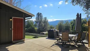 Image of Peaceful Yosemite Retreat-King Suite-Pet Friendly