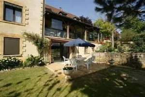 Image of 5 minutes from Sarlat. Country apartment for 4 to 5 people