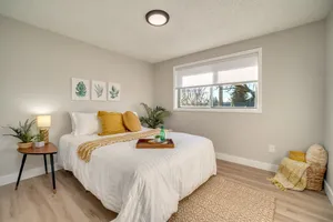 Image of Home away from Home! Clean and bright remodeled 3 bedroom home w all essentials!