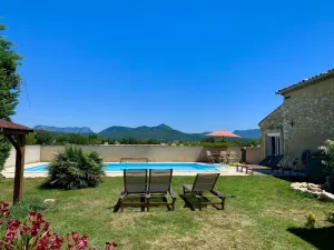 Image of House with swimming pool in drome Provençale - gîte de Fragene