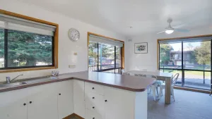Image of Perfect for your beach holiday, you are only a stone's throw to the Port Fairy East Beach