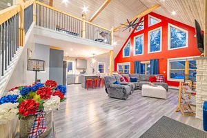 Image of Cozy Riverfront Modern Farmhouse, close to downtown Bethel and Sunday River
