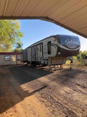 Image of Quaint Woodlands 2 Bedroom Fifth Wheel Camper