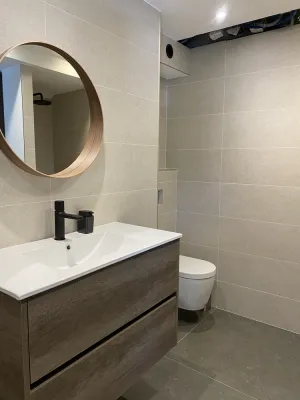 Image of Completely renovated 1-bedroom studio with private parking