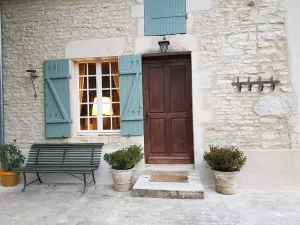 Image of Charming renovated farmhouse in Burgundy, near Vezelay.