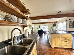 Image of Family Friendly Home on the Park