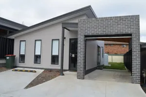 Image of Cozy new 3 bedroom villa in secure complex.