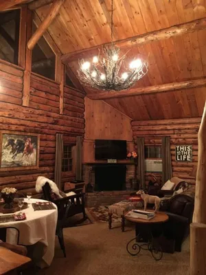 Image of Picture Perfect Vermont log cabin - close to everything Manchester has to offer