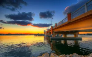 Image of Lantana Beach Escape - 3\/2 - close to everything
