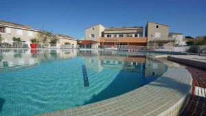 Image of Piscine sur place ! Appart avec Climatisation