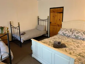 Image of Beautiful Large Farm House Weldon