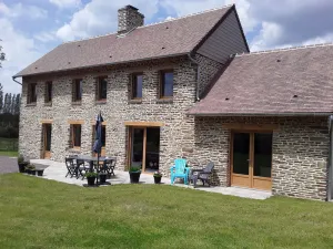 Image of Gîte de Landemeure, 10 couchages, accès PMR
