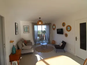 Image of Air-conditioned Apartment with Wi-Fi in Peaceful Residence at the Heart of Collioure