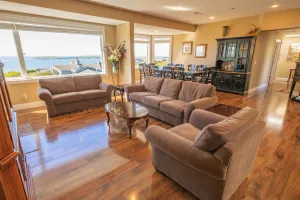Image of Luxury, Full Views, 6 Bedrooms\/5 Full Baths, 3,800+ s.f., Pool Table, Hot Tub