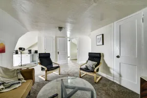 Image of Historic District 1BR on 3rd Floor near Cleveland Clinic ~ Quiet & Safe