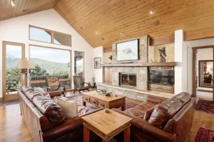 Image of Sunrise Luxury Getaway | Hot Tub, A\/C, Sleeps 10