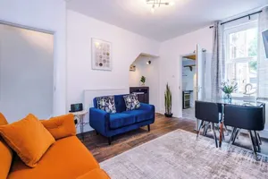 Image of Charming 3 Bed Home in the Garden Quarter, Chester