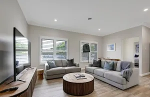 Image of Paradise on Prince - Sleek & Stylish, Dog Friendly