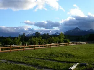 Image of Book Today!  Spectacular Mountain Views!