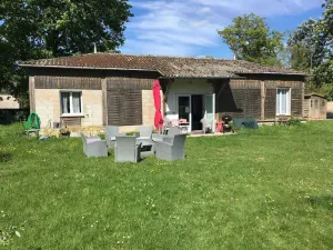 Image of Studio charmant à Poligny de 80 m² avec vue sur jardin