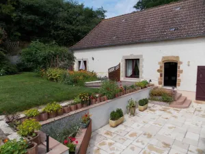 Image of Charming 17th Century Farm Cottage with Modern Comforts, Private Terrace, Garden, and Pet Friendly