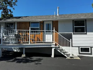 Image of Suite 31 - Private Porch Suite