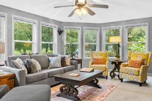 Image of Indulge in Southern Hospitality at the Whitehouse