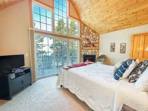 Image of Cobblestone Cove Villa 4 - Lake Superior - Grand Marais, MN