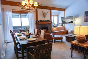 Image of JHRL - Cottonwoods 523 - Cozy condo just 4 miles from Jackson Hole Mountain Resort