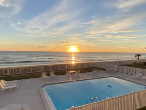 Image of DIRECT OCEANFRONT & PRIVATE BEACH ACCESS on Satellite Beach, FL