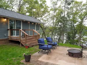 Image of Lone Birch Cabin on Lake Wissota